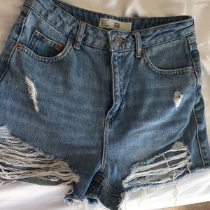 Top shop mom shorts size 8(fit a 26)